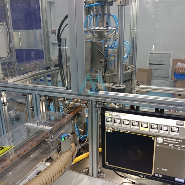 Capping machine