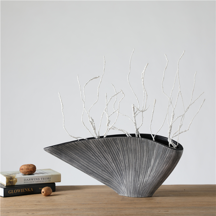 Manufacturer Artificial Flower Vase Embossed Grey Designer Colored Floral Vases