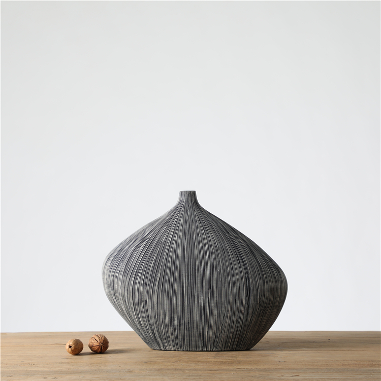 Hot Sale Home Decoration Modern Table Resin Flower Vase
