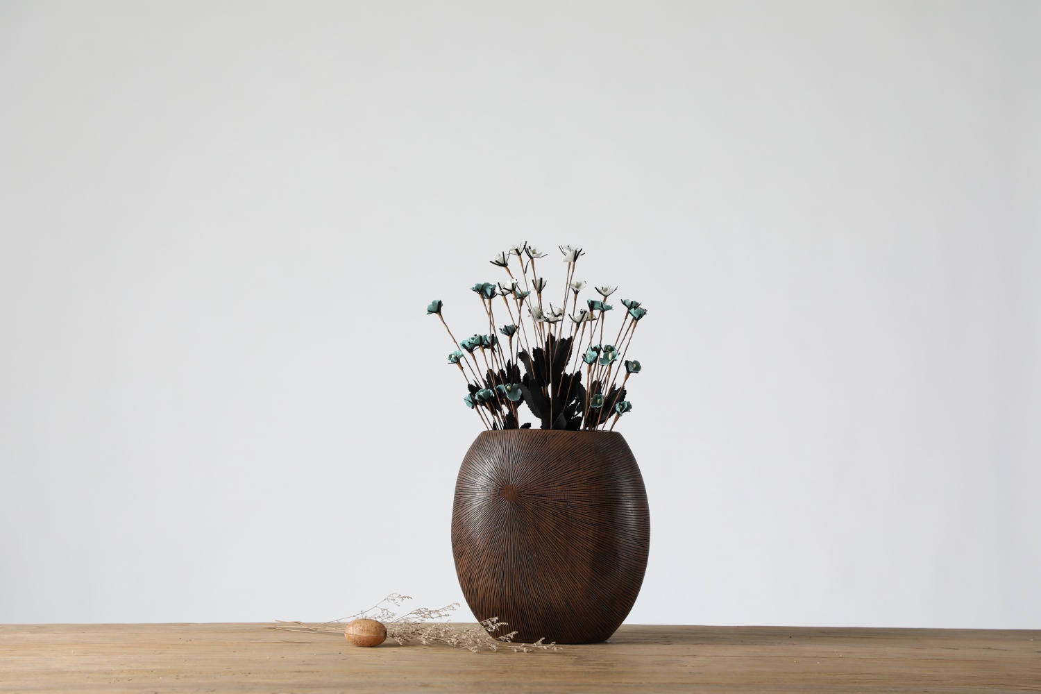 Wholesale Home Decorative Carved Flower vase For Entryway