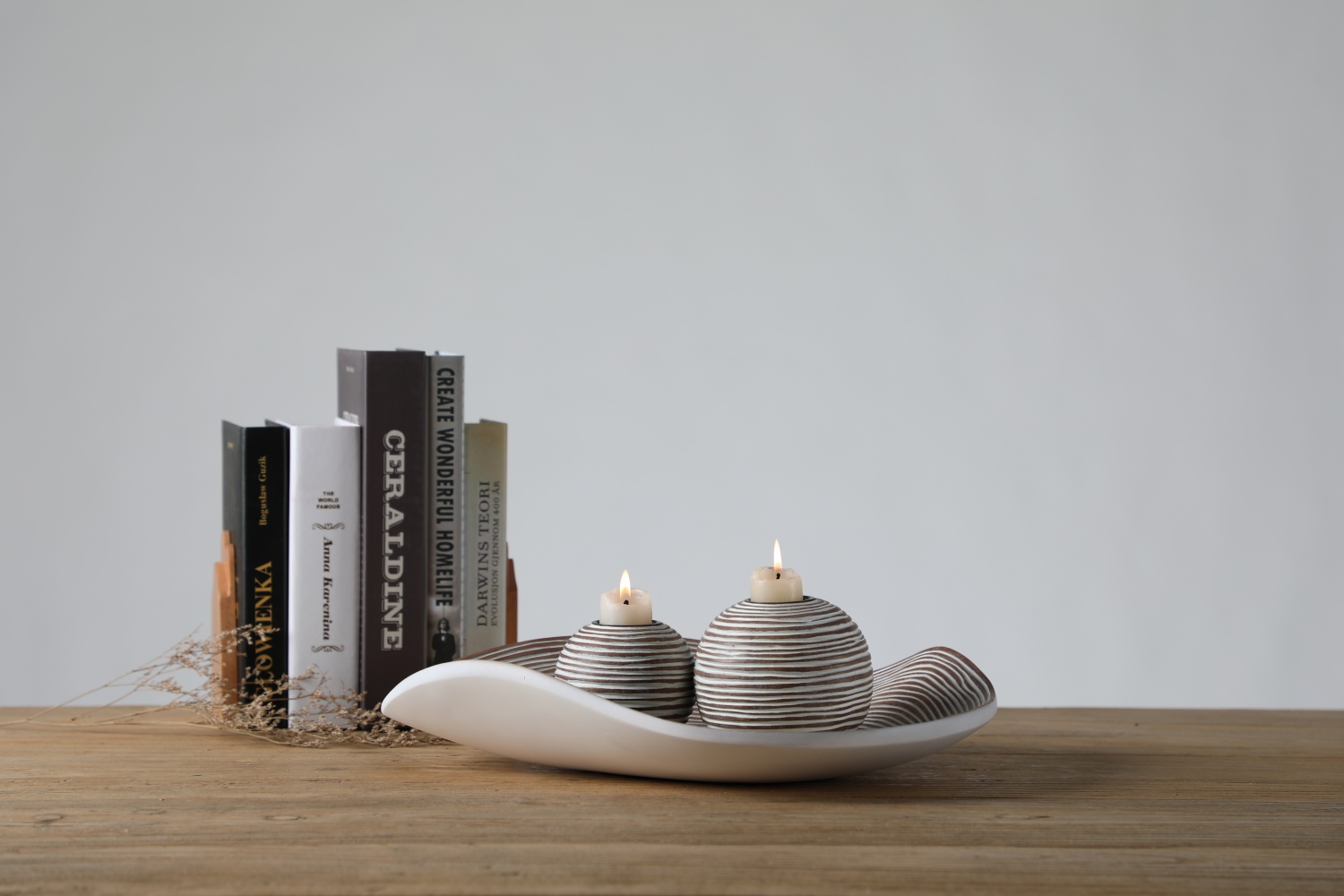 Hot selling luxury tealight candle holder home decoration with candle holder tray
