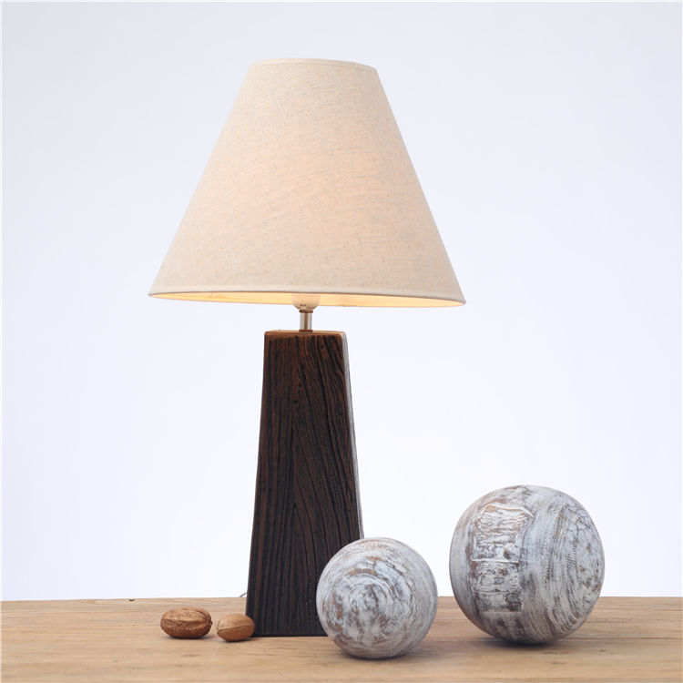 Modern High Quality Ornament Polyresin Ball China Home Decor Wholesale