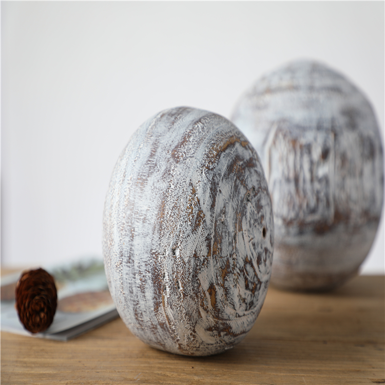 Modern High Quality Ornament Polyresin Ball China Home Decor Wholesale