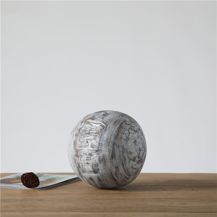 Modern High Quality Ornament Polyresin Ball China Home Decor Wholesale