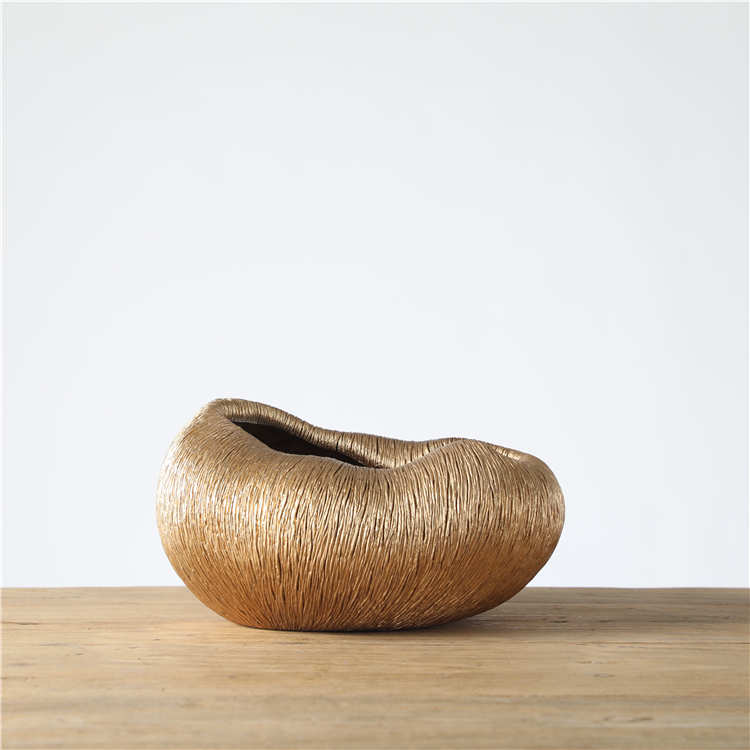 High Quality Decorative Polyresin Indoor Flower Vase Decor Plant Pot Resin Luxury Gold Flower Vase