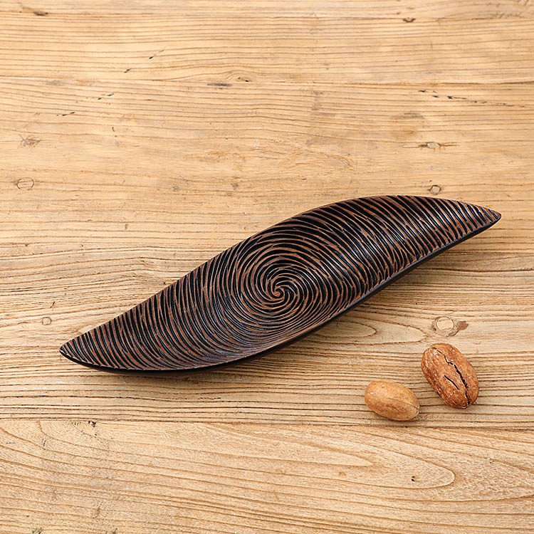 Hotel Decoration Carved Ball Shape Handmade Folk Resin Artificial Craft and Resin Tray