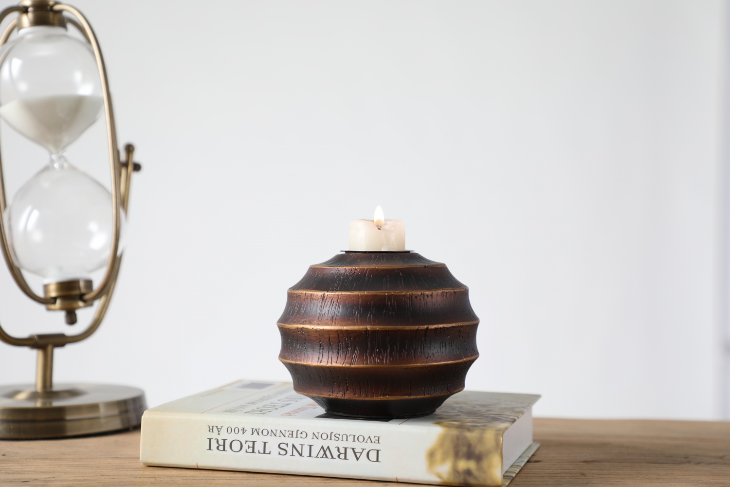 Home Decoration Candle Stick Resin Craft Candle Hold Ornament Candle Holder For Gift