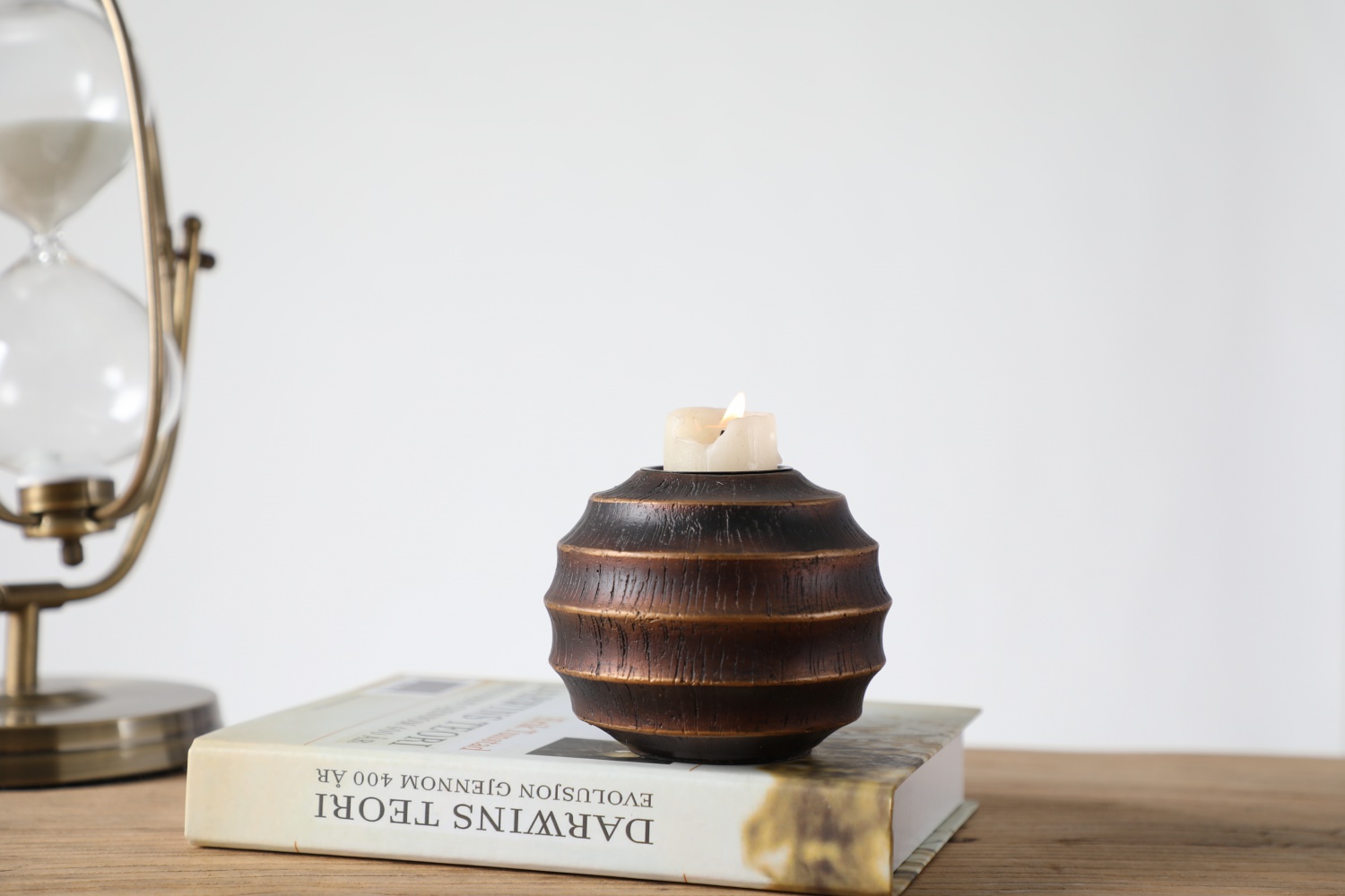 Home Decoration Candle Stick Resin Craft Candle Hold Ornament Candle Holder For Gift