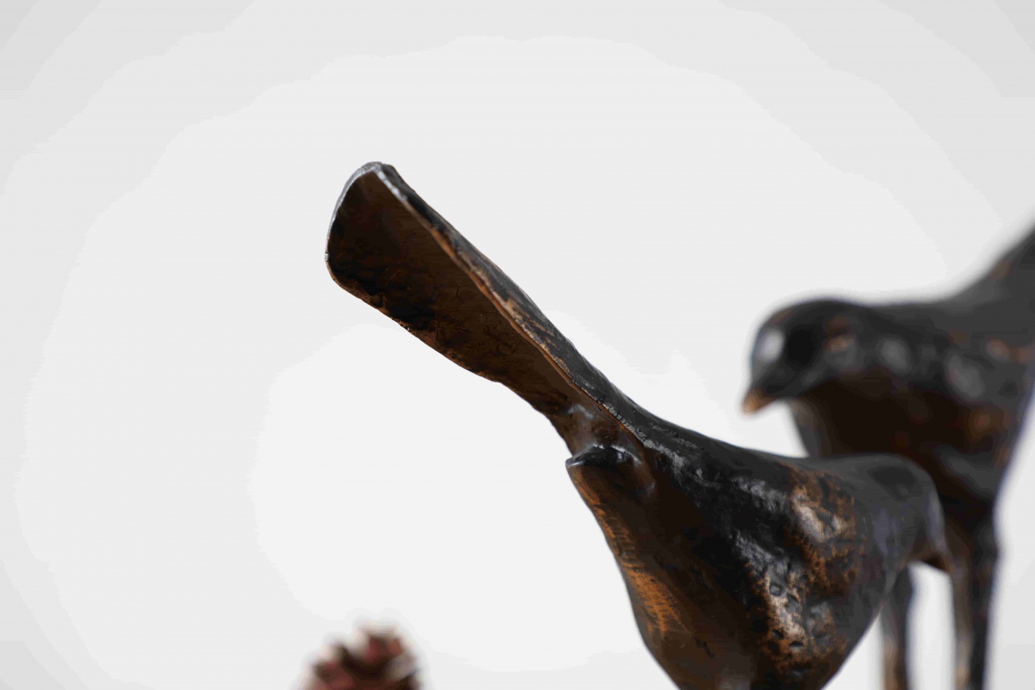 Nordic Style Luxury Home Decoration Resin Bird Sculpture
