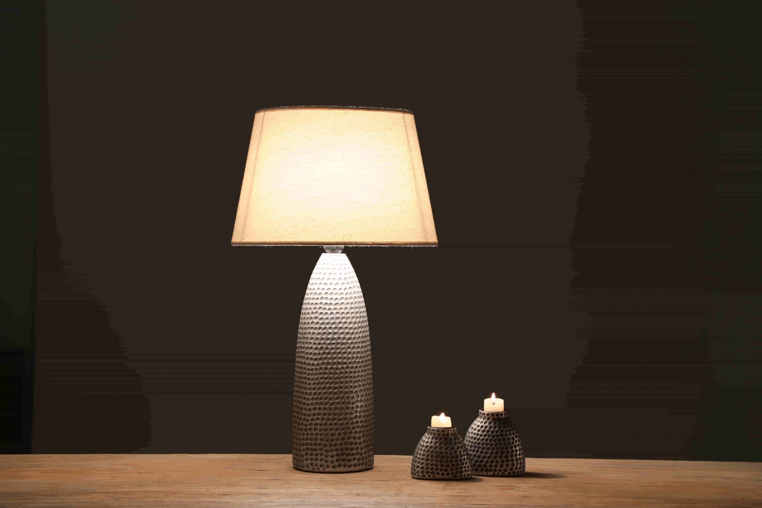 Wholesale high quality warm white light eye protection learning table lamp reading desk lamp for nordic style home furniture