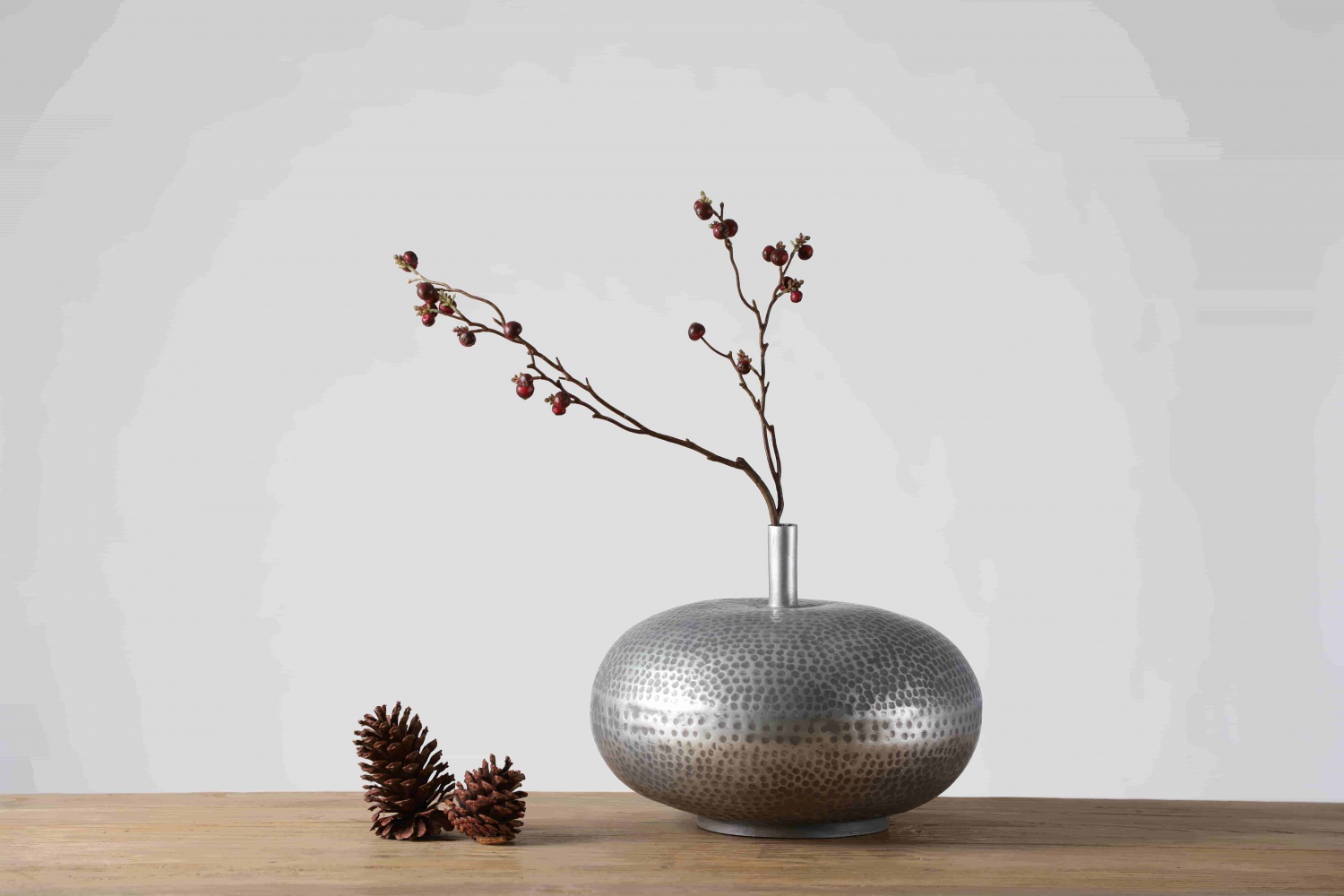 Wholesale Superior Quality Resin Crafts Nordic Style Vintage Table Vase Tall Flower Vase Decor