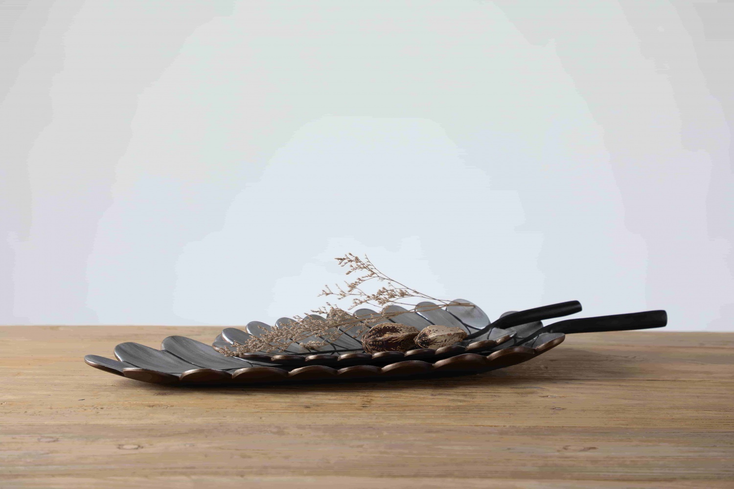 Popular item modern ornament design home decorative resin craft sets resin tray