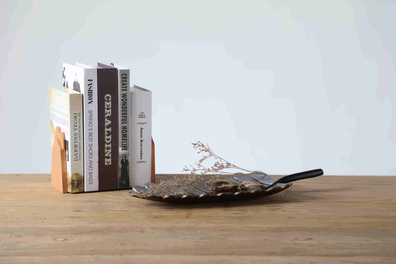 Popular item modern ornament design home decorative resin craft sets resin tray