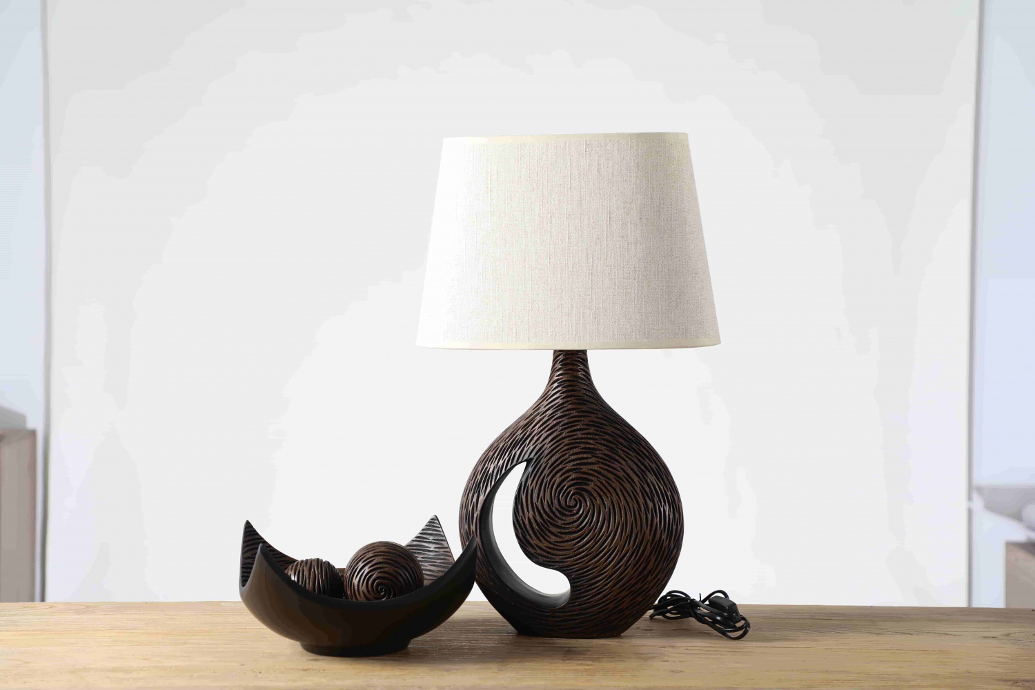 Newly Industrial Nordic Resin Vintage Desk Bedside Reading Indoor Table Lamp