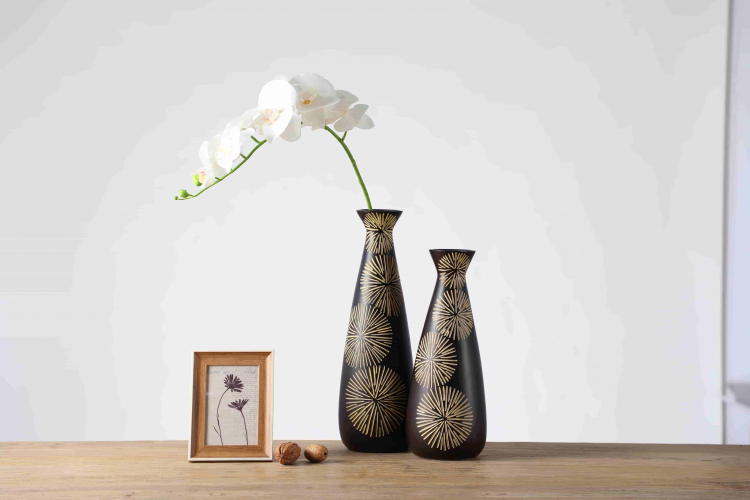 Excellent Black Handmade Designs Home Table Top Decor China Vase Flower Vases with Holes