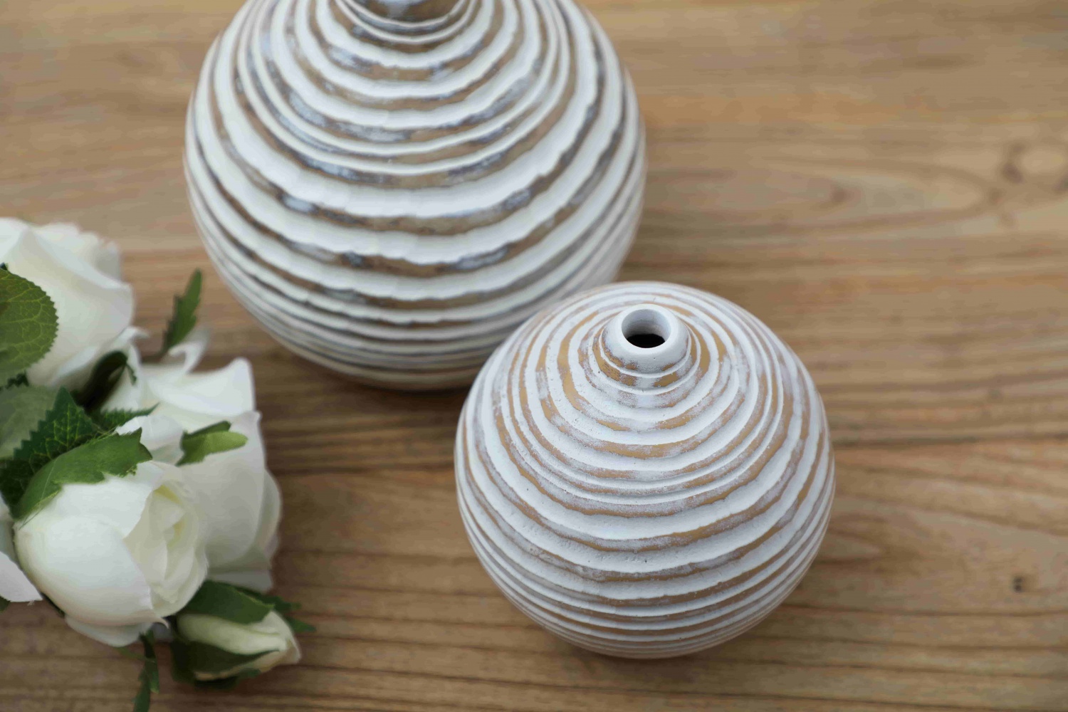 Desktop decorative resin plant pot White flower vase for home decor