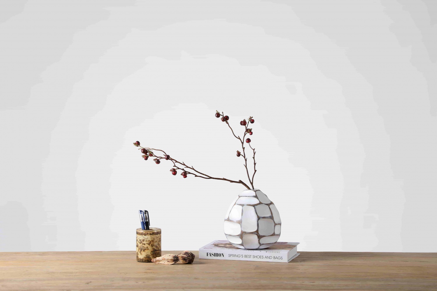 Exquisite Hand-made Resin Vases Wedding Artwork White Table Vase Luxury Flower Vase For Home Table Decor