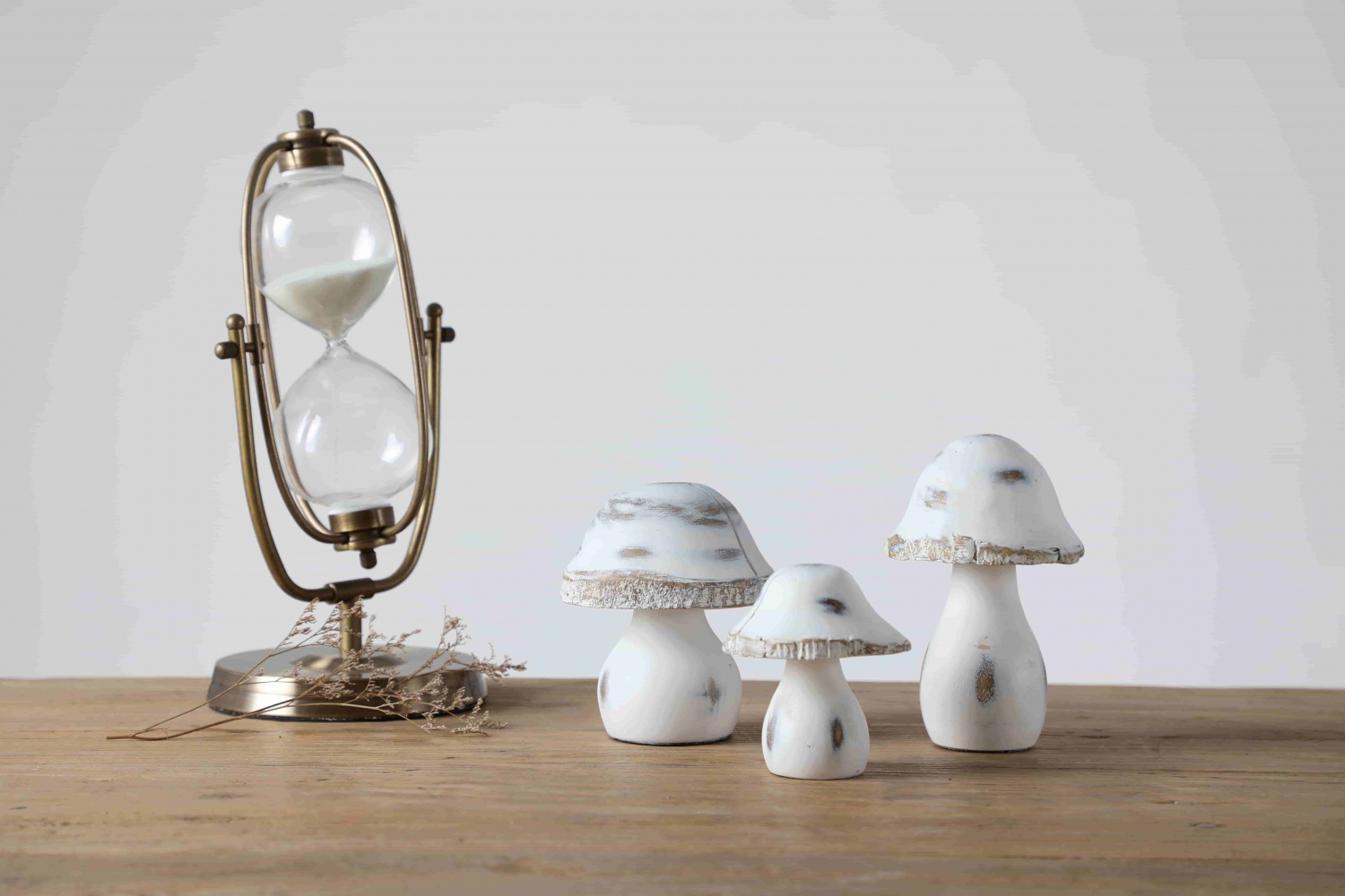 Hot Sale Luxury Exquisite Mushroom Handmade craft Resin sculpture