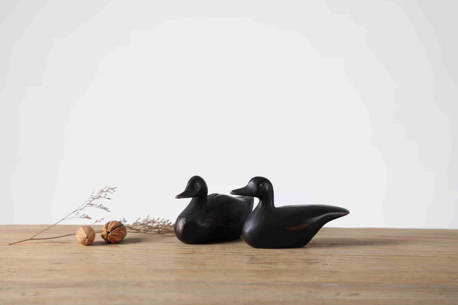 Wholesale Luxury Elegant Ornament Resin Duck Craft Sculpture