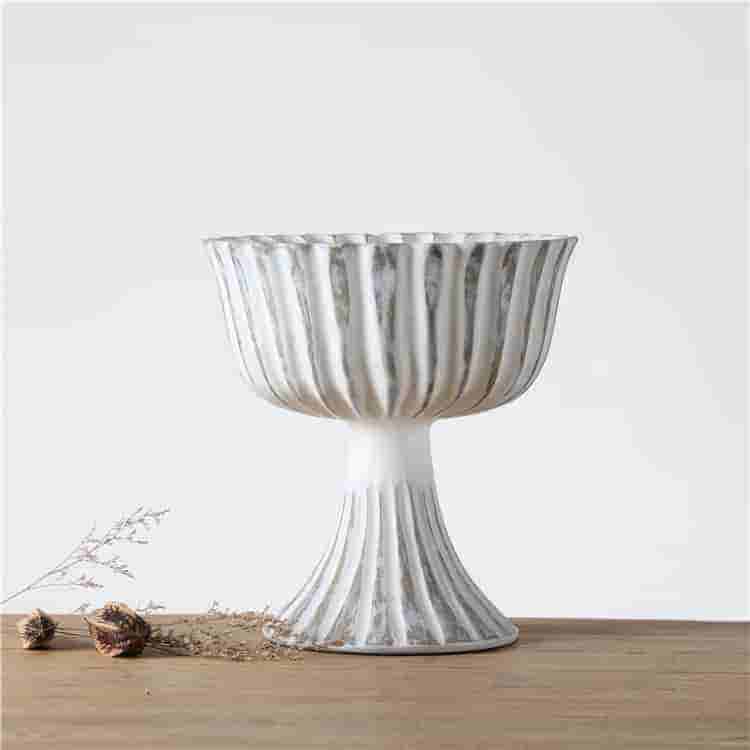 00:00 00:00  View larger image Add to Compare  Share Creative handmade nordic resin flower vase nordic home decoration flower vase for home office decor