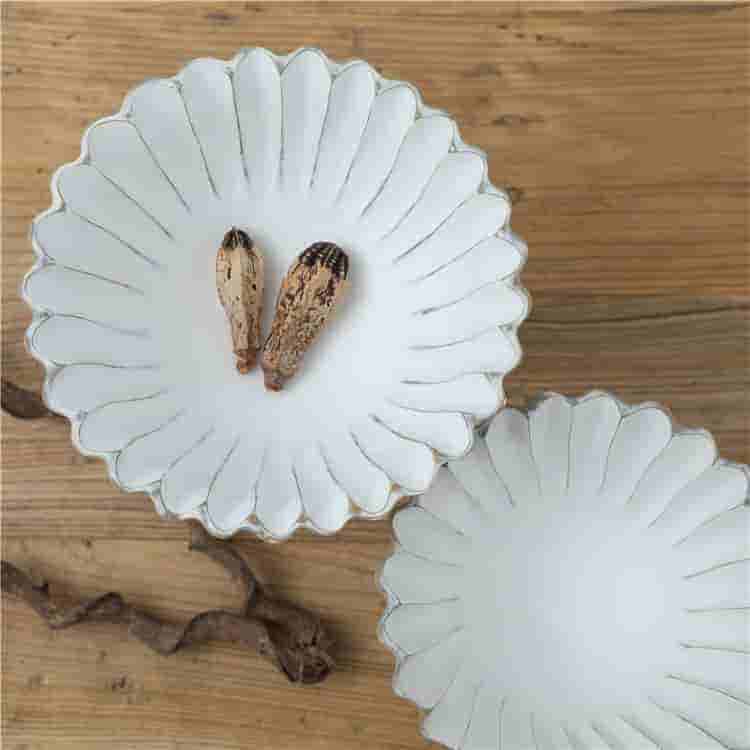 00:00 00:00  View larger image Add to Compare  Share Creative handmade nordic resin flower vase nordic home decoration flower vase for home office decor