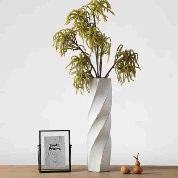 Wholesale resin crafts & gifts modern design simple style white ornaments living room goods decoration floor resin vase