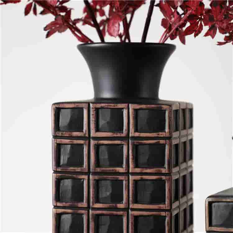 Home decoration resin crafts Nordic style personalized decorations home small ornamental resin vase flower arrangement