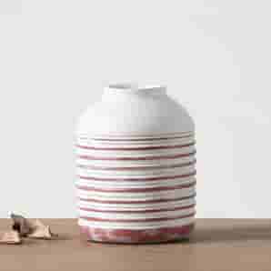 Modern Nordic Home Decor Resin Crafts Vase Table Top Handmade Art Vase For Home Decor
