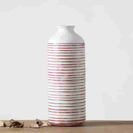 Modern Nordic Home Decor Resin Crafts Vase Table Top Handmade Art Vase For Home Decor