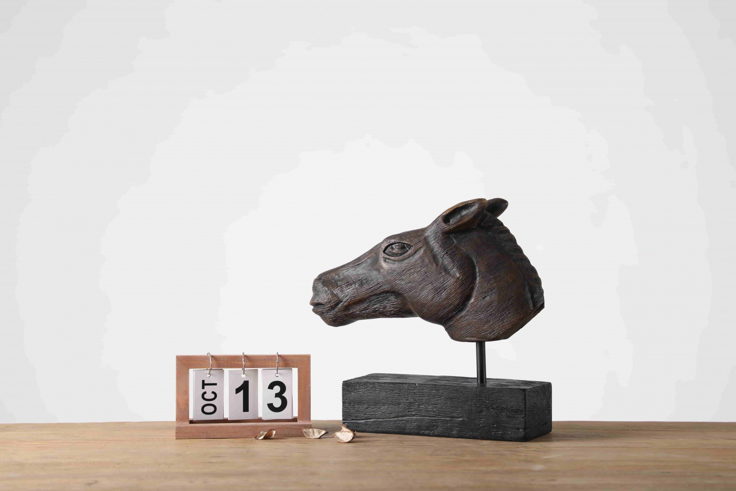 Modern Abstract Sculpture Nordic Handicraft Decoration Living Room Home Decor Resin Crafts Home Decoration Ornaments