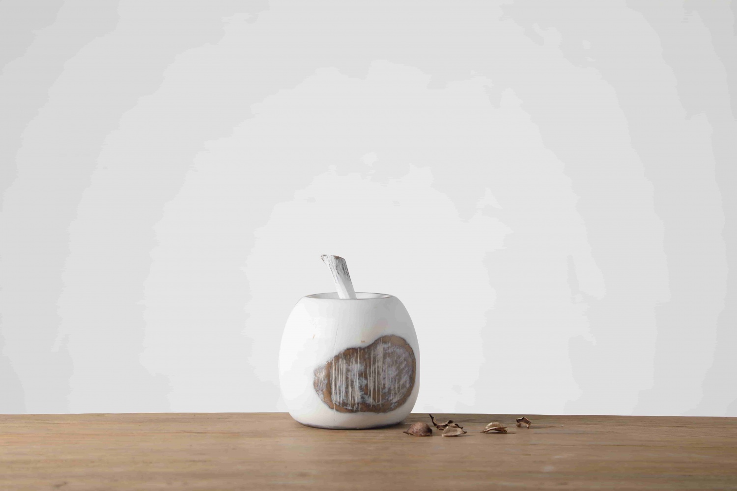 European style resin desktop home decoration storage box candy jar container apple shape resin crafts for home decor