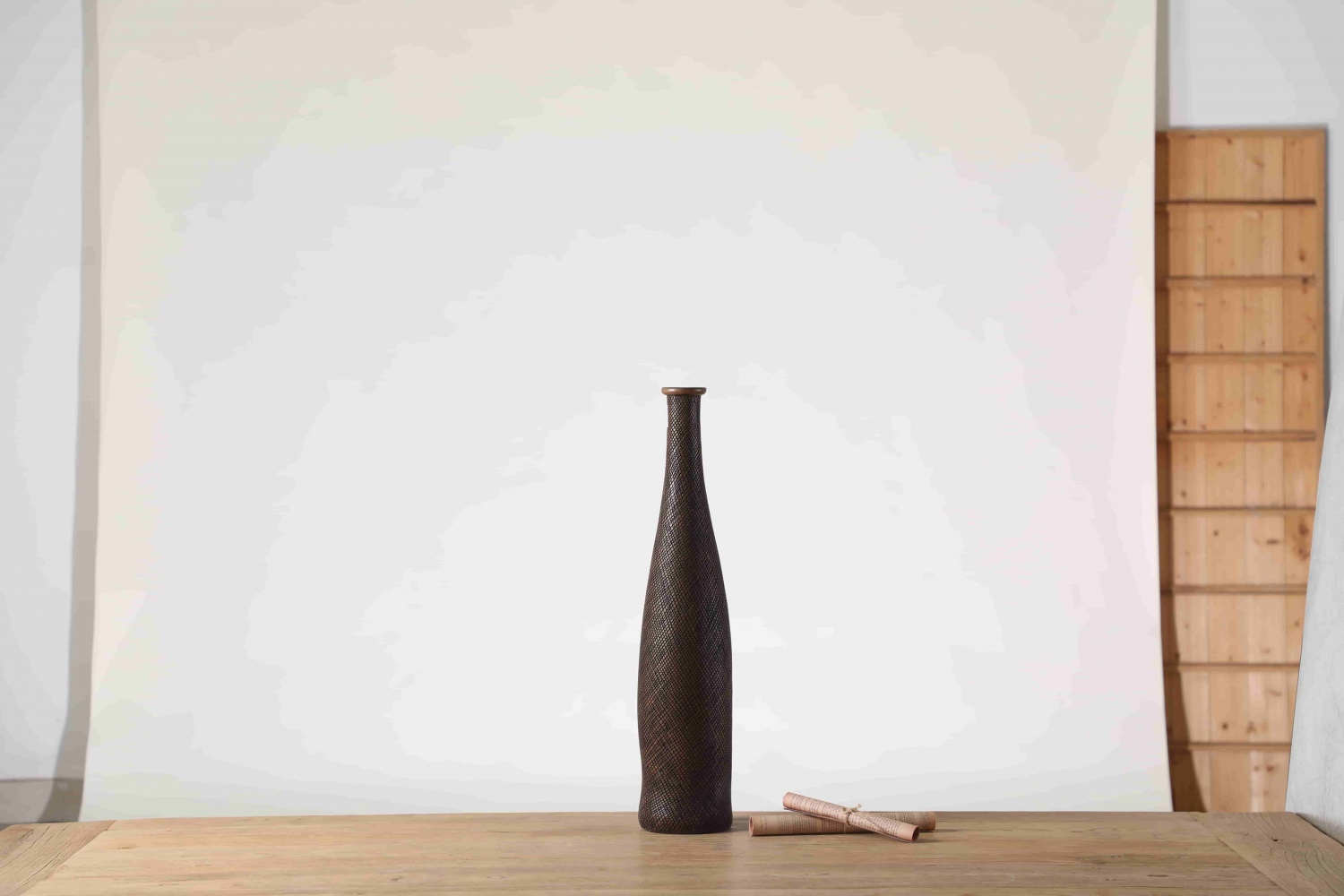 Nordic style retro design resin crafts large decorative standing tall vase large flower floor vase for home decor