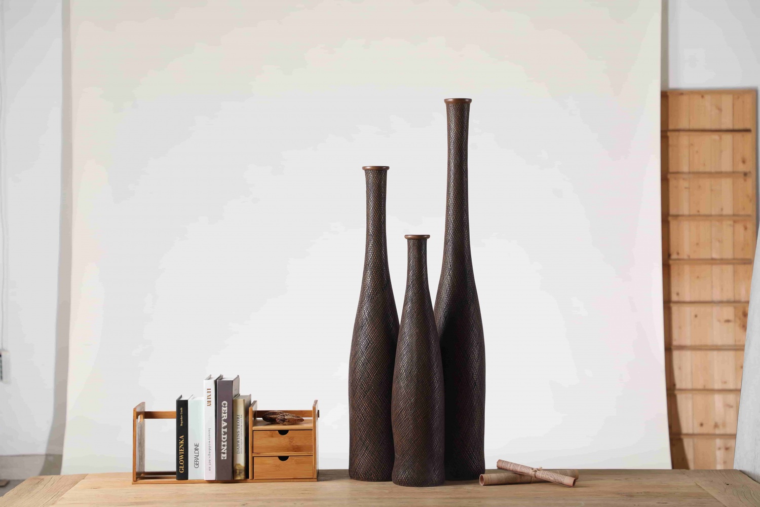 Nordic style retro design resin crafts large decorative standing tall vase large flower floor vase for home decor