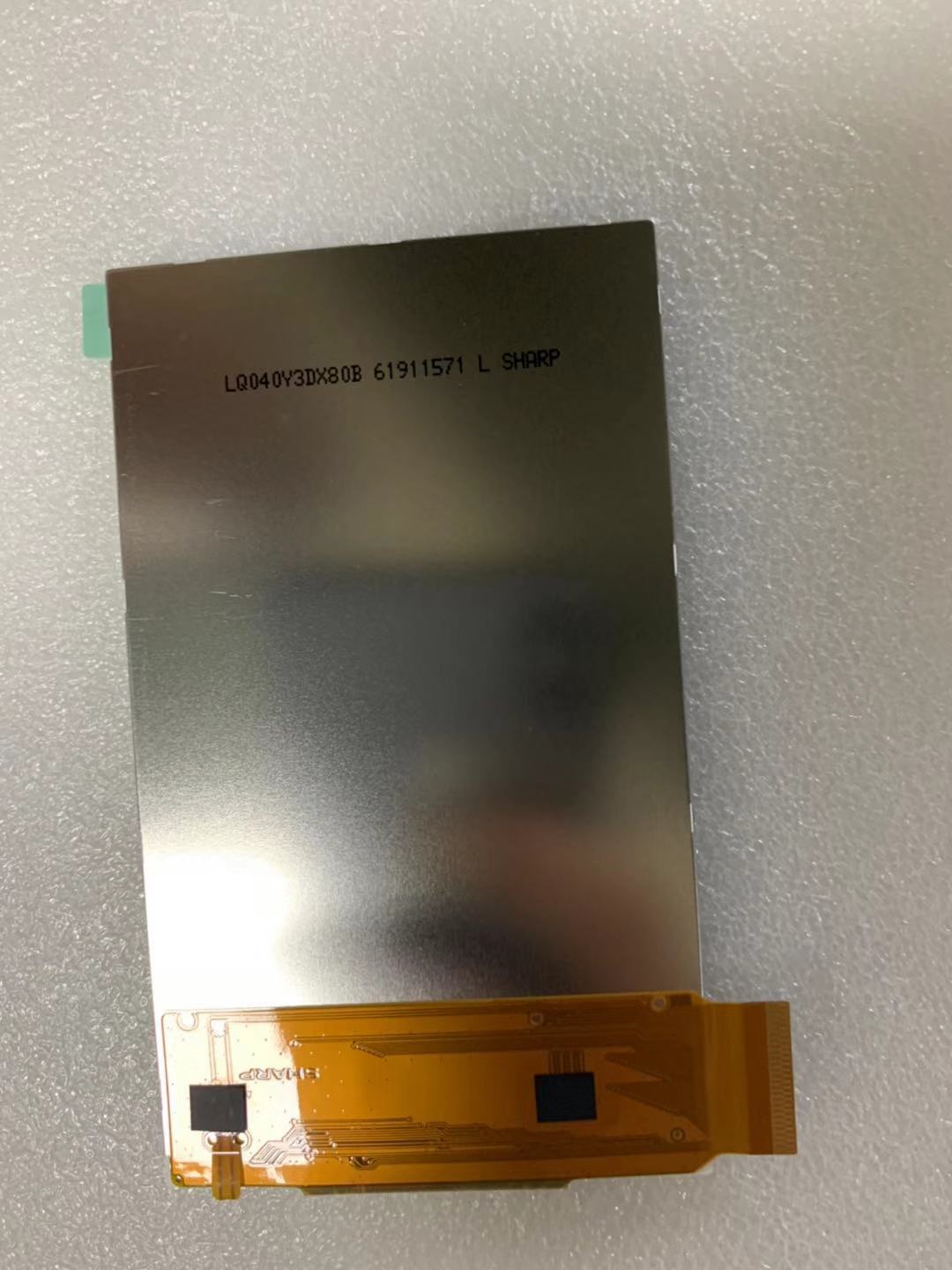 LQ040Y3DX80B