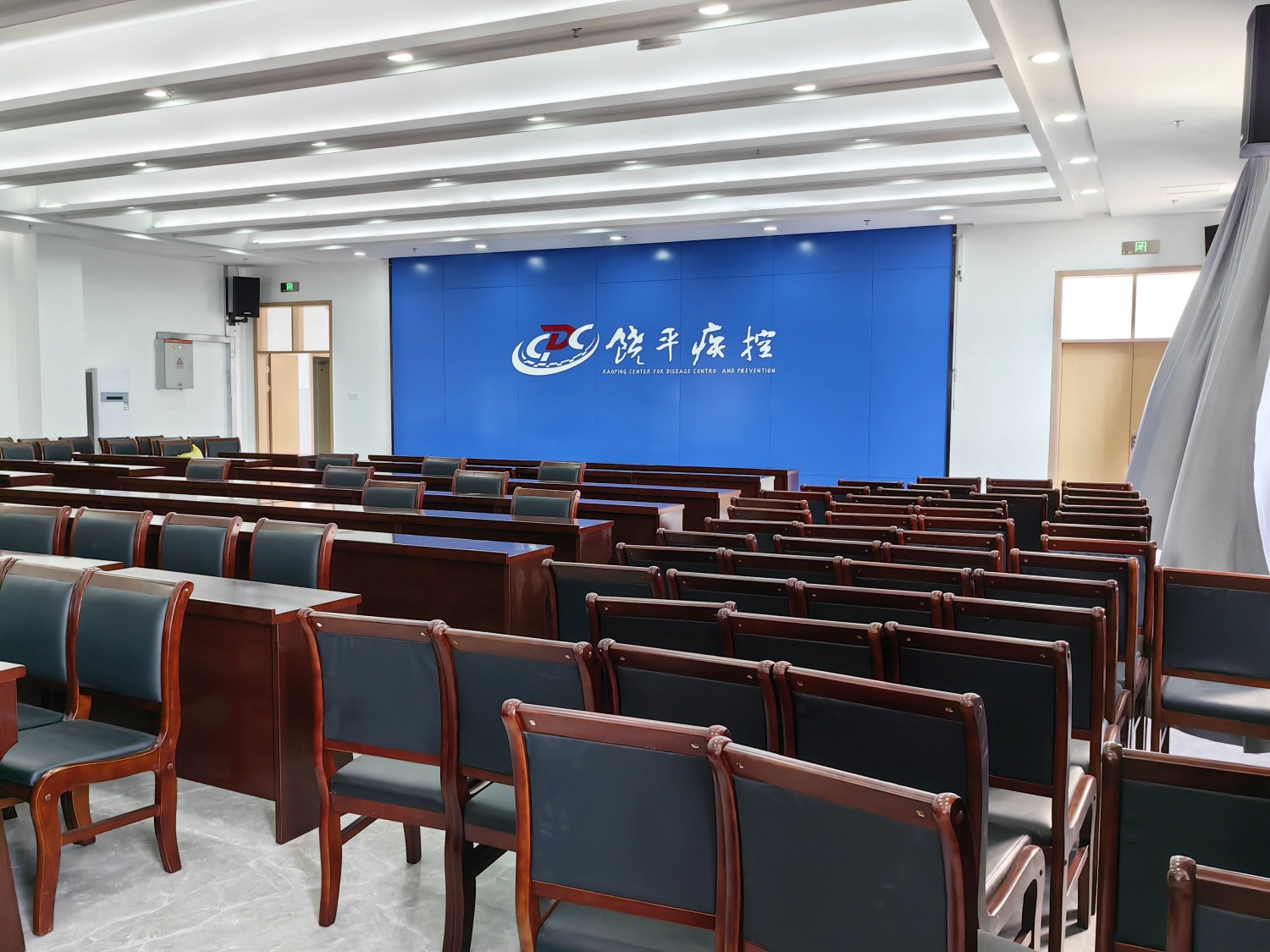 饶平疾的控LEDP1.8全彩显示屏