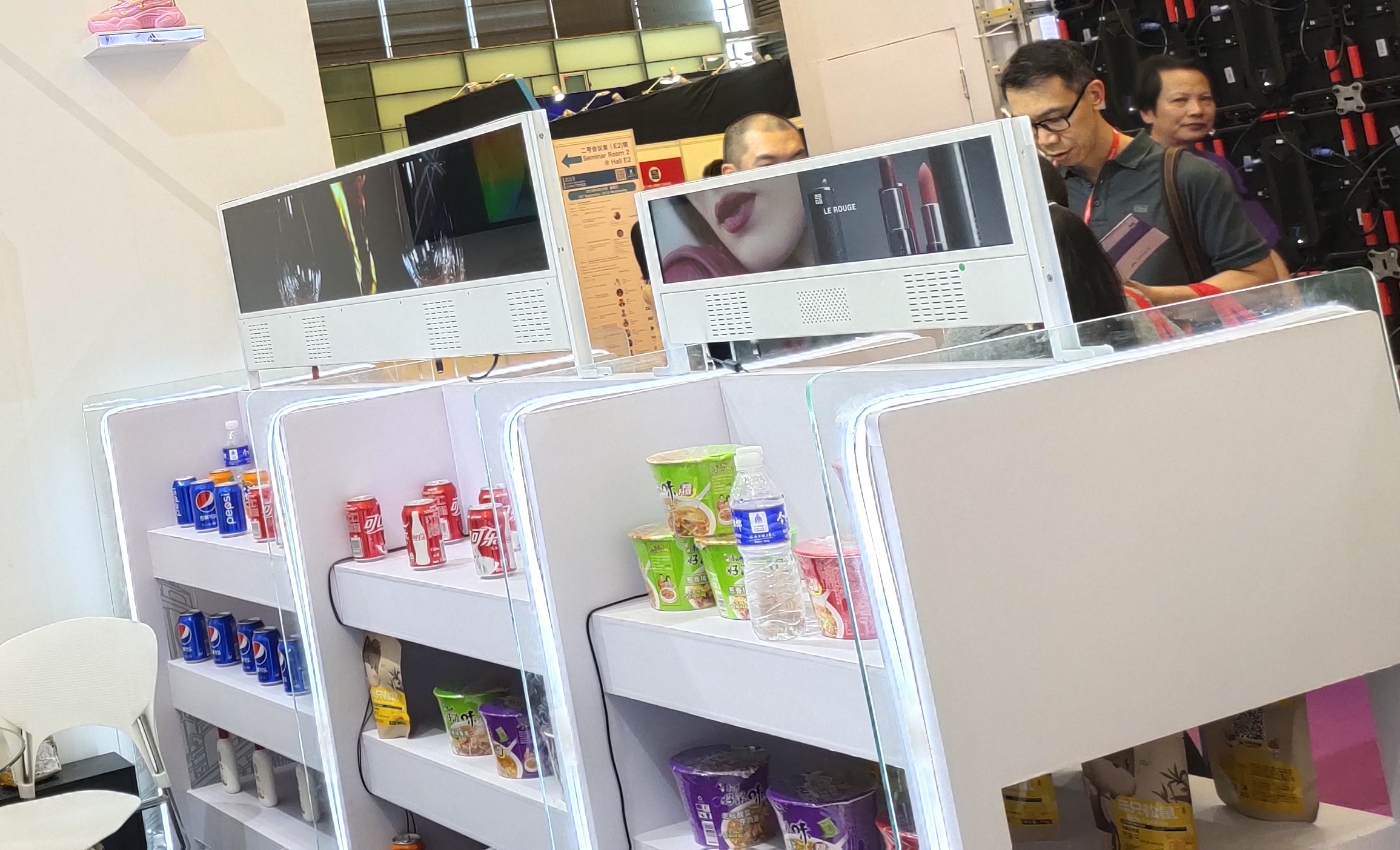 28寸、57寸双面超薄货架屏-上海数字标牌展