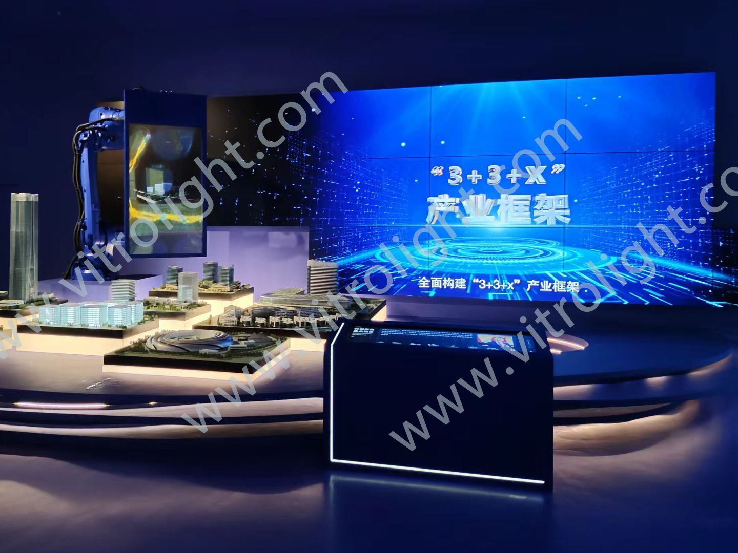 �ֶ������55��OLED�Ծ���͸����