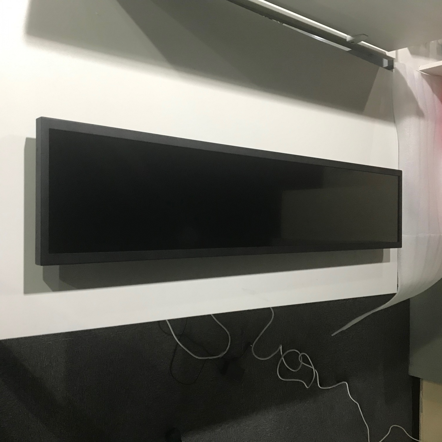 48.5寸车载条形导乘屏