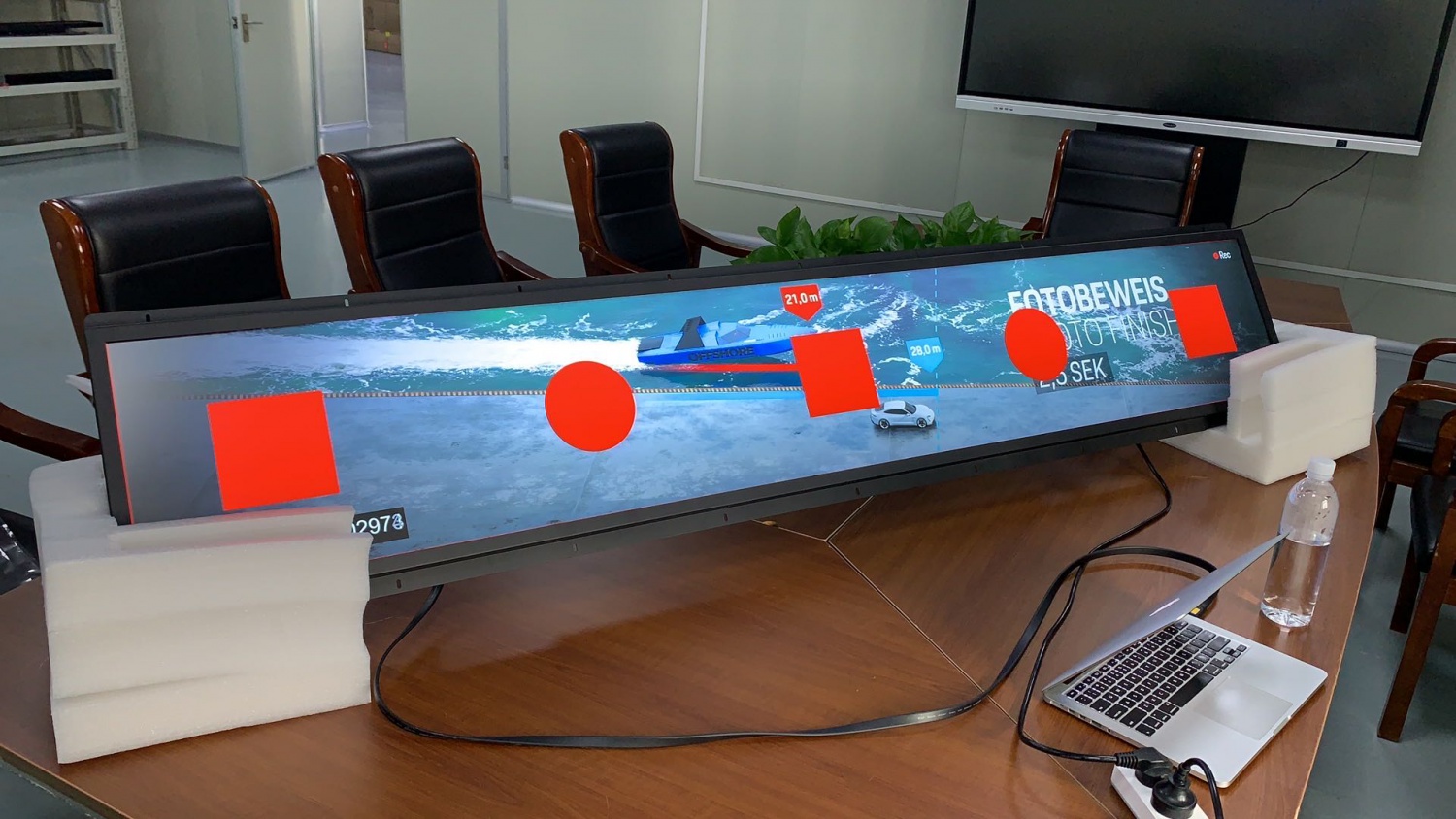 75.5寸条形液晶屏模组