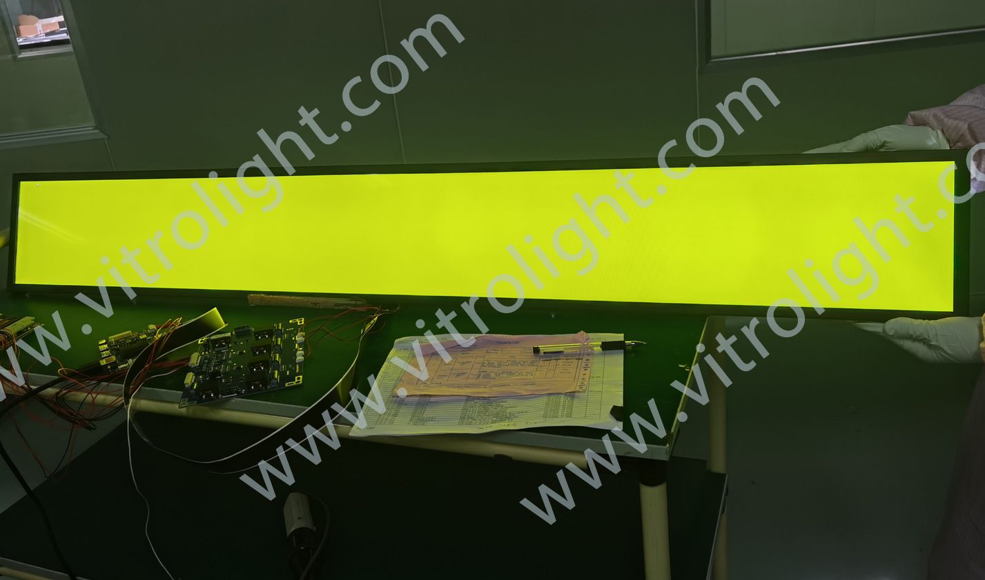 56寸条形屏模组