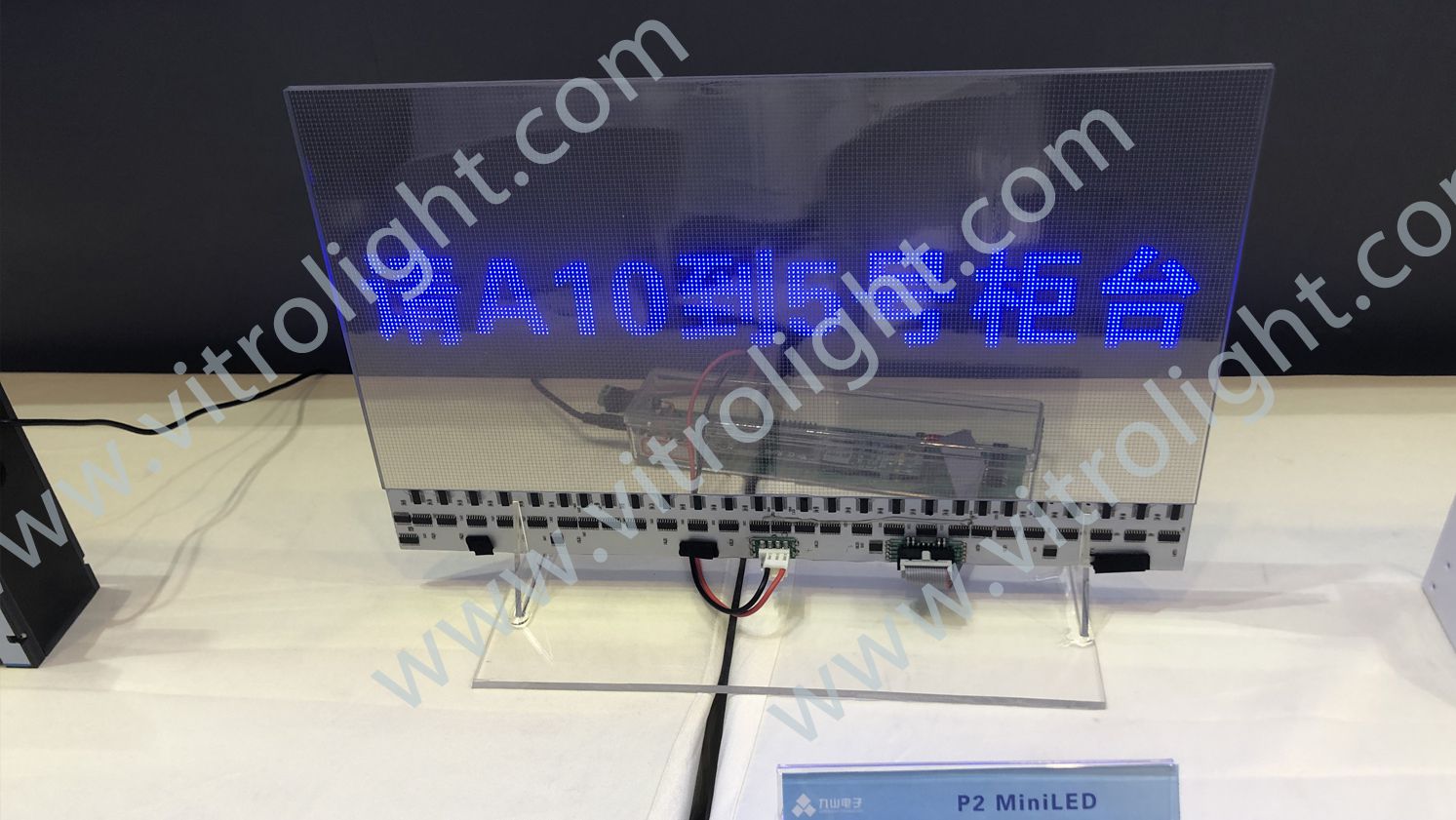 P2透明MiniLED （蓝色）