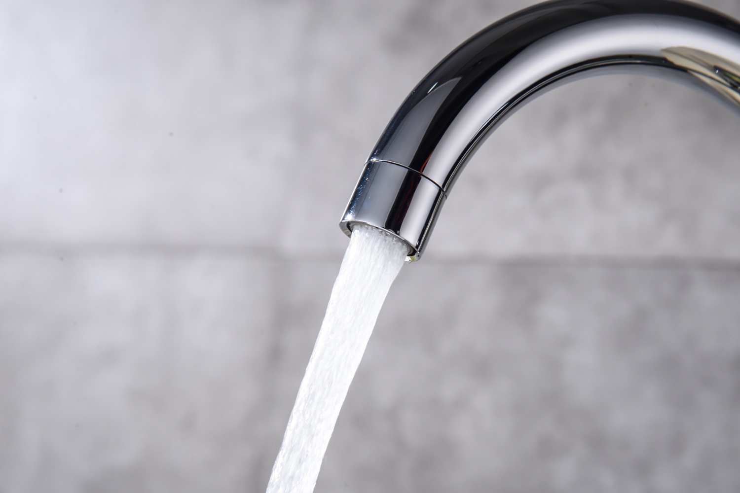 932-107单孔冷热混淆菜盆龙头