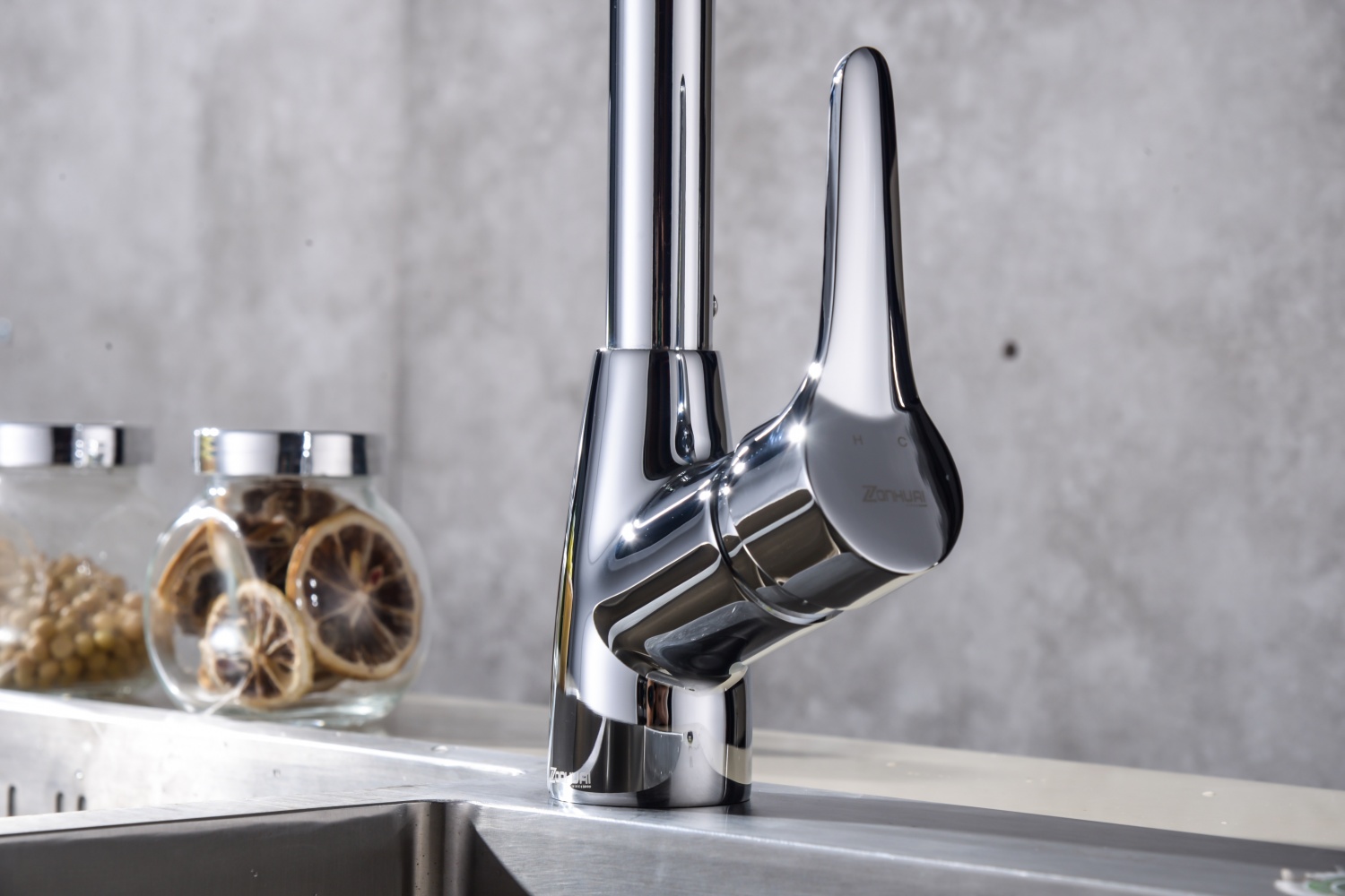 932-107单孔冷热混淆菜盆龙头