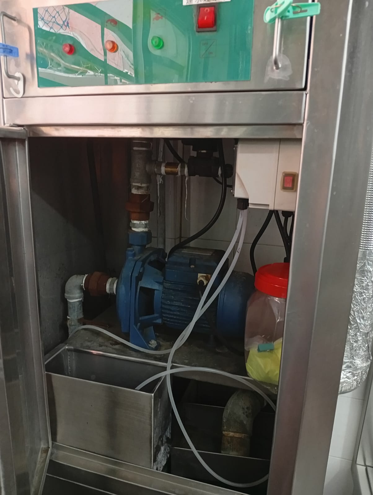 銅鑼灣怡和街運水煙罩維修 水循環泵故障維修
