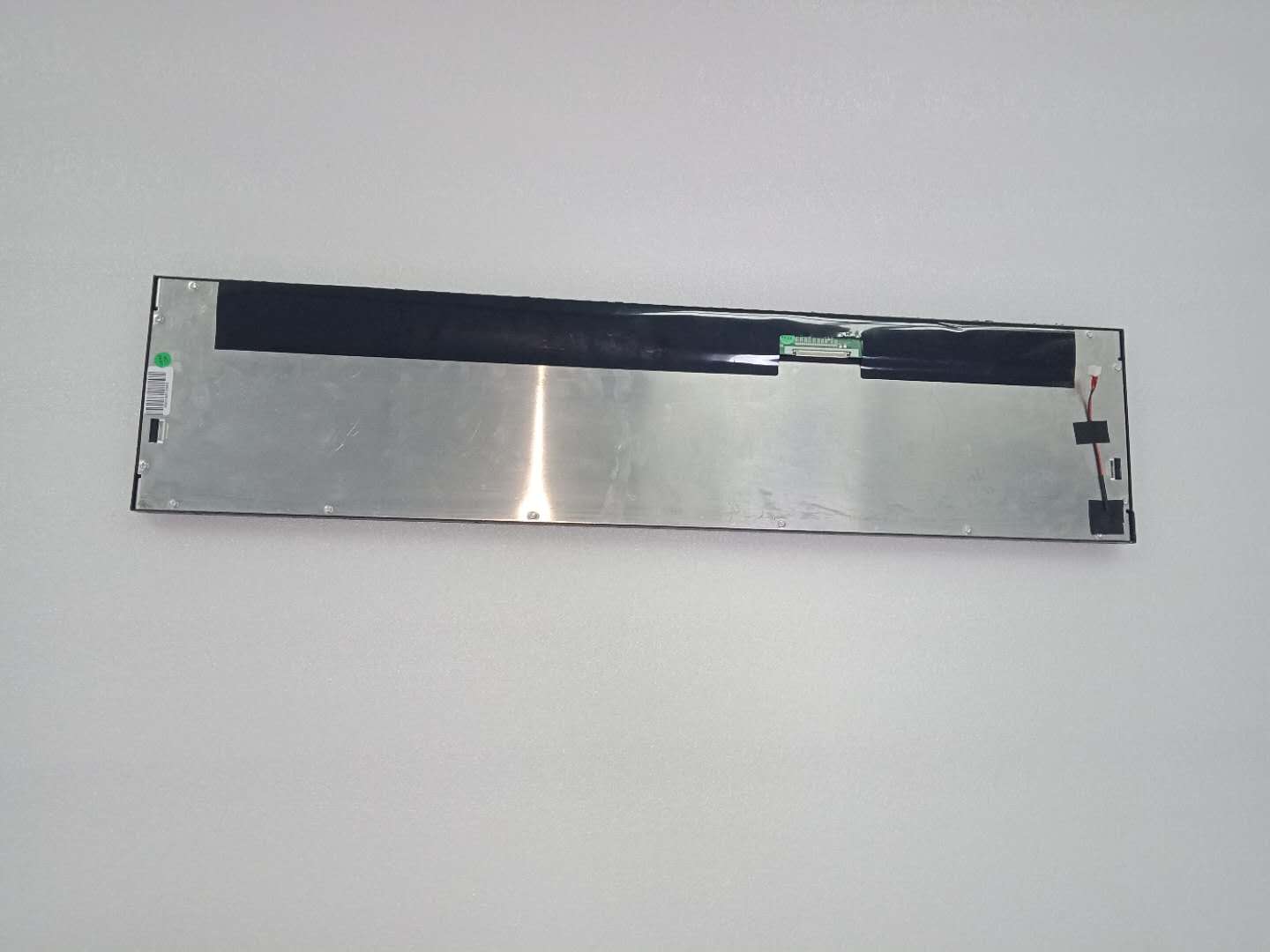 VLT270-SBL-FHD-112 24 inch Bar LCD for Transportation