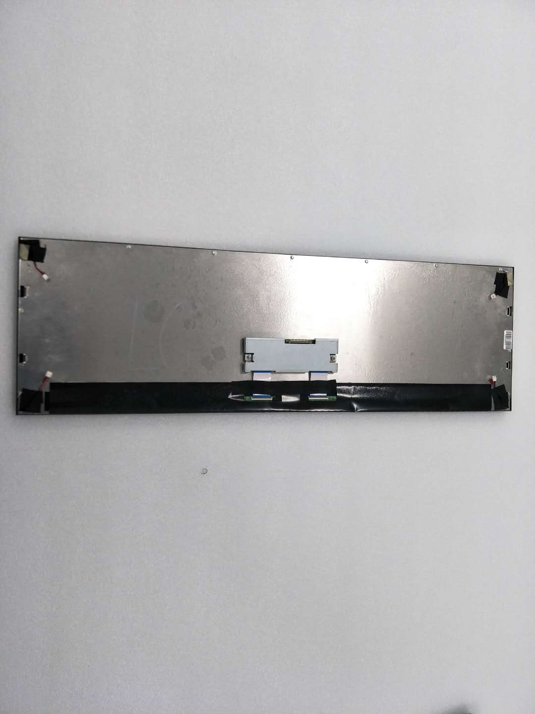 VLT320-SBL-FHD-196.42 29 inch Bar LCD for Transportation