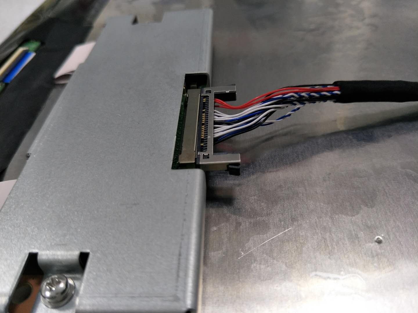 VLT320-SBL-FHD-196.42 29 inch Bar LCD for Transportation