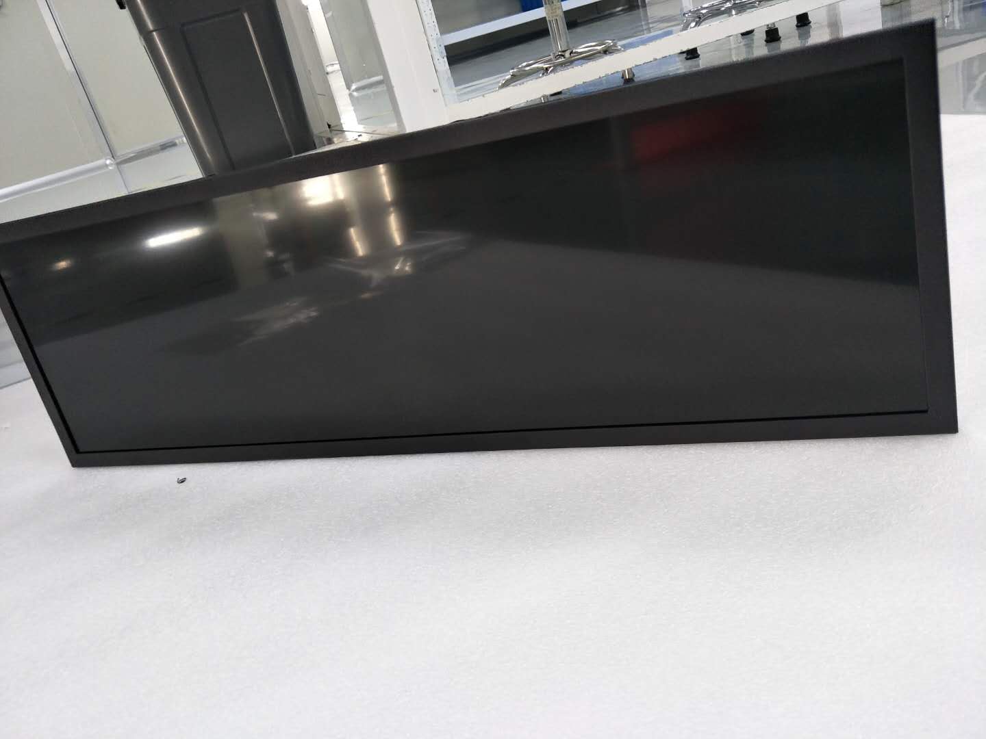 VLT320-SBL-FHD-196.42 29 inch Bar LCD for Transportation