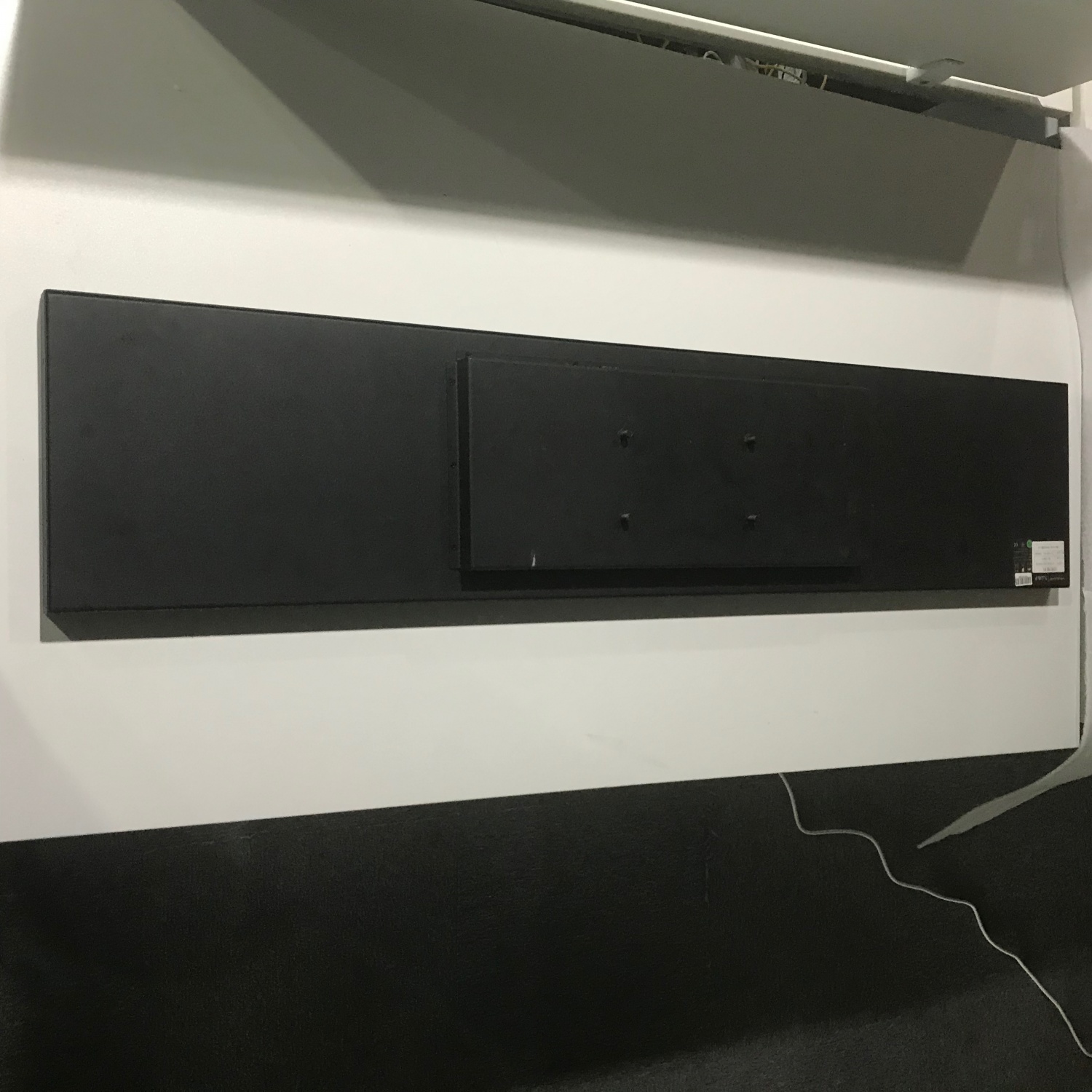 VLT490-SBLD-FHD-199-AND  43��������������49����Լ1/3��