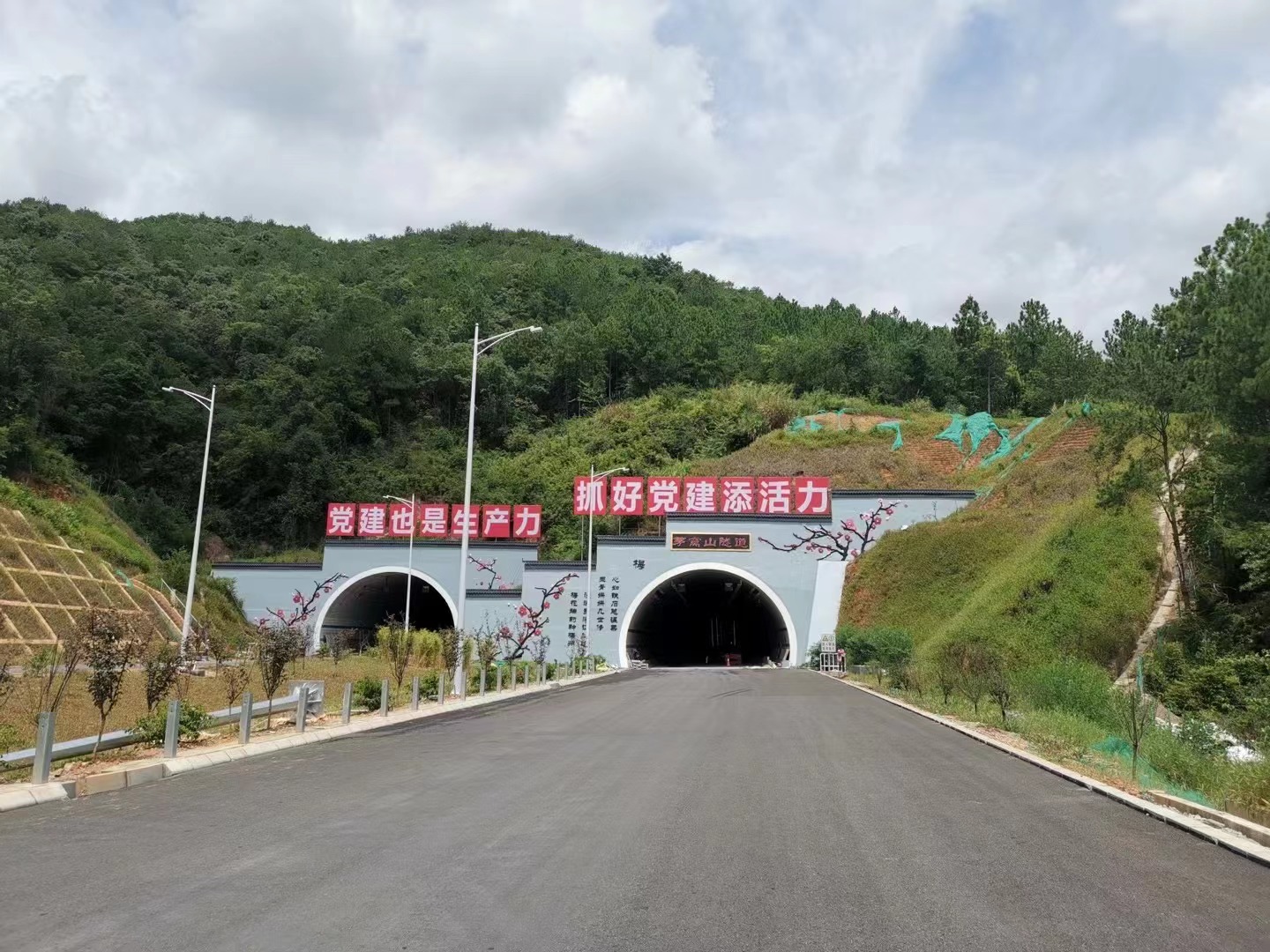 梅州这条高速公路，拟扩建为双向八车道，设计速度100km/h！_江段_程江至_梅汕